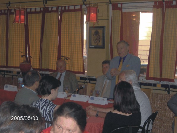 Dr.Czegl�di eln�k �r megnyit�ja