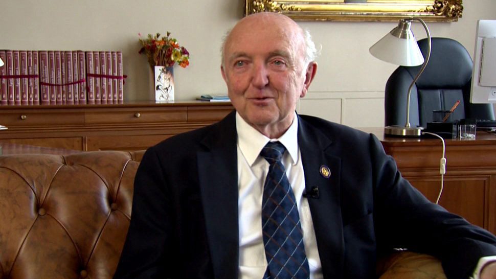 Prof. Kro Norbert